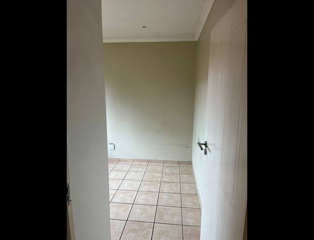 2 BEDROOM SIMPLEX TO LET IN MONTCLAIR